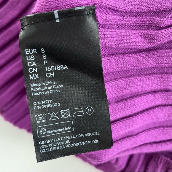 H&M Ribbed Knit Bodycon Long Sleeve Twist Back Long Midi Dress Purple Size Small - Picture 2 of 6